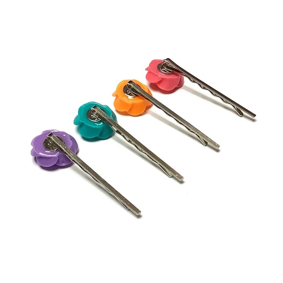 Set of 4 - Flower Hair Pins / Bobby Pins / Barette - Picture 2 of 6